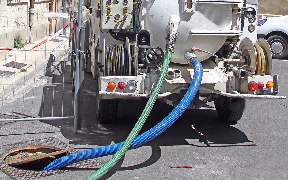 déboucher un egout Igny
